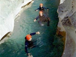  Aquatisches Canyoning 